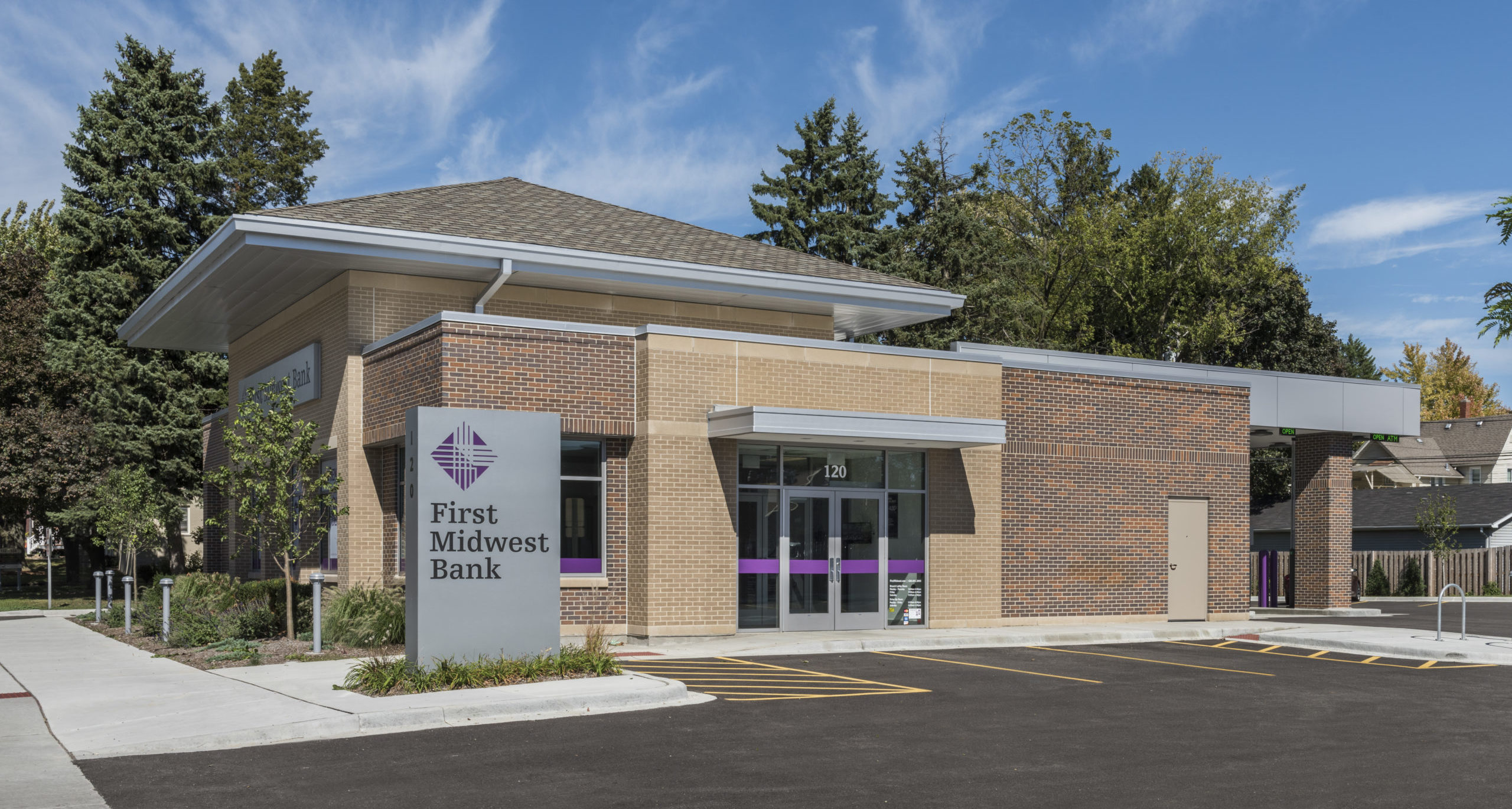 <p>First Midwest Bank – Naperville</p>
