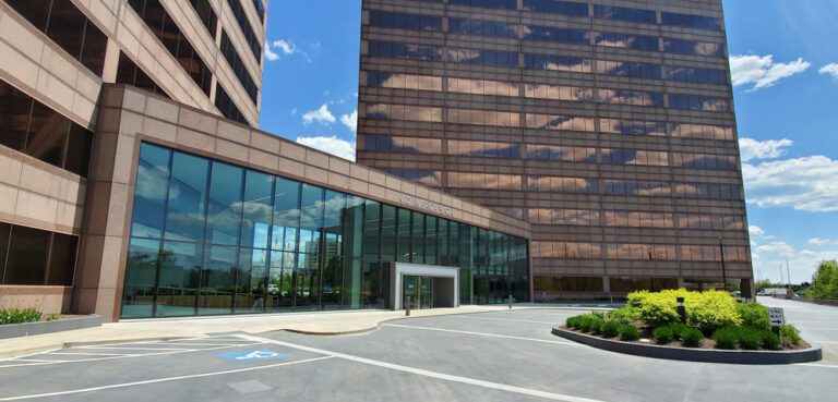 Mid America Plaza - Curtain Wall Replacement
