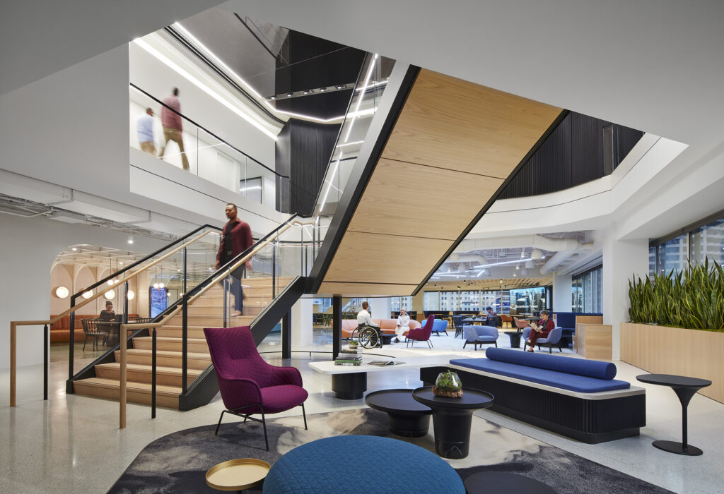 accenture-office expansion_stair-collaboration (1)